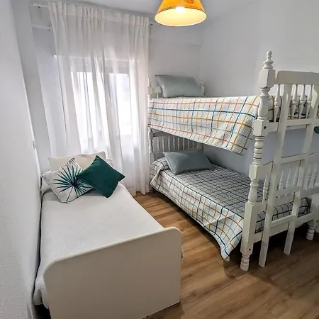 2 Bedrooms Close To The In Center * フエンヒロラ